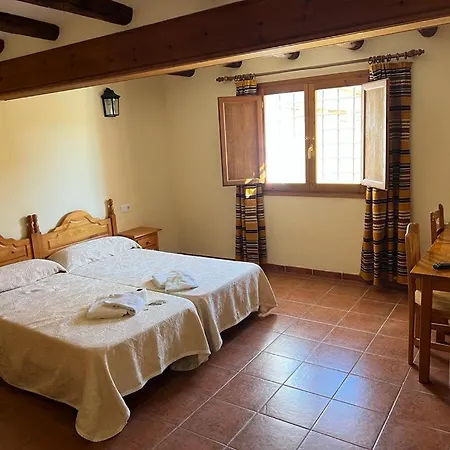 El Bergantes Hotel *