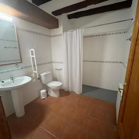 El Bergantes Hotel *